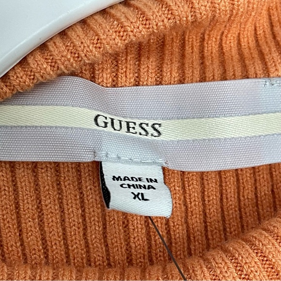 NEW Guess Women's Turtleneck Fine Gauge Sleeveless Top XL - Picture 6 of 10